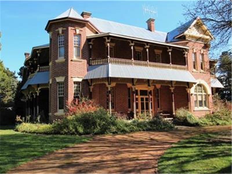 Tim The Yowie Man’s Ultimate Ghost Tour (Overnight
